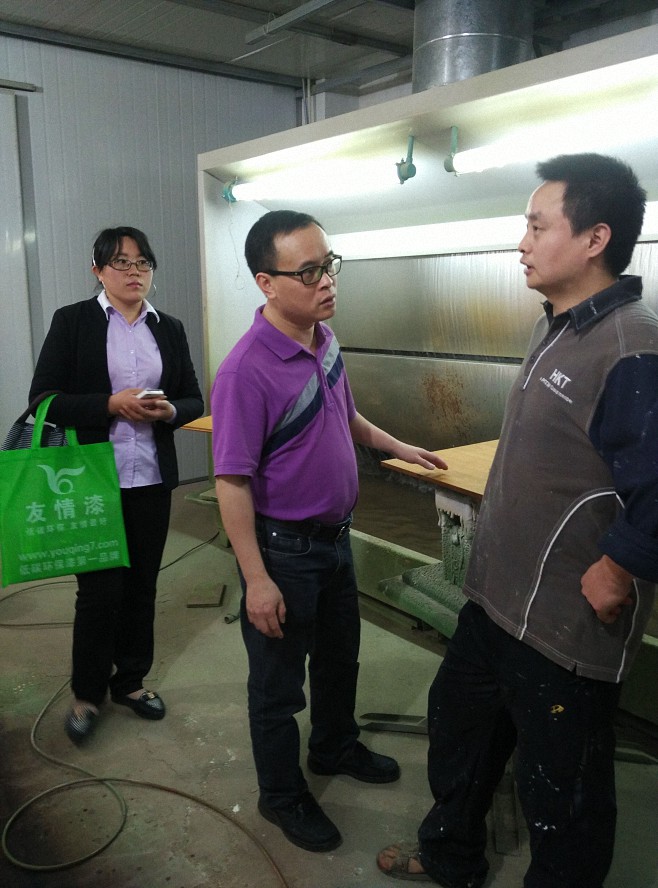 友情漆李總經理走訪中山家具廠