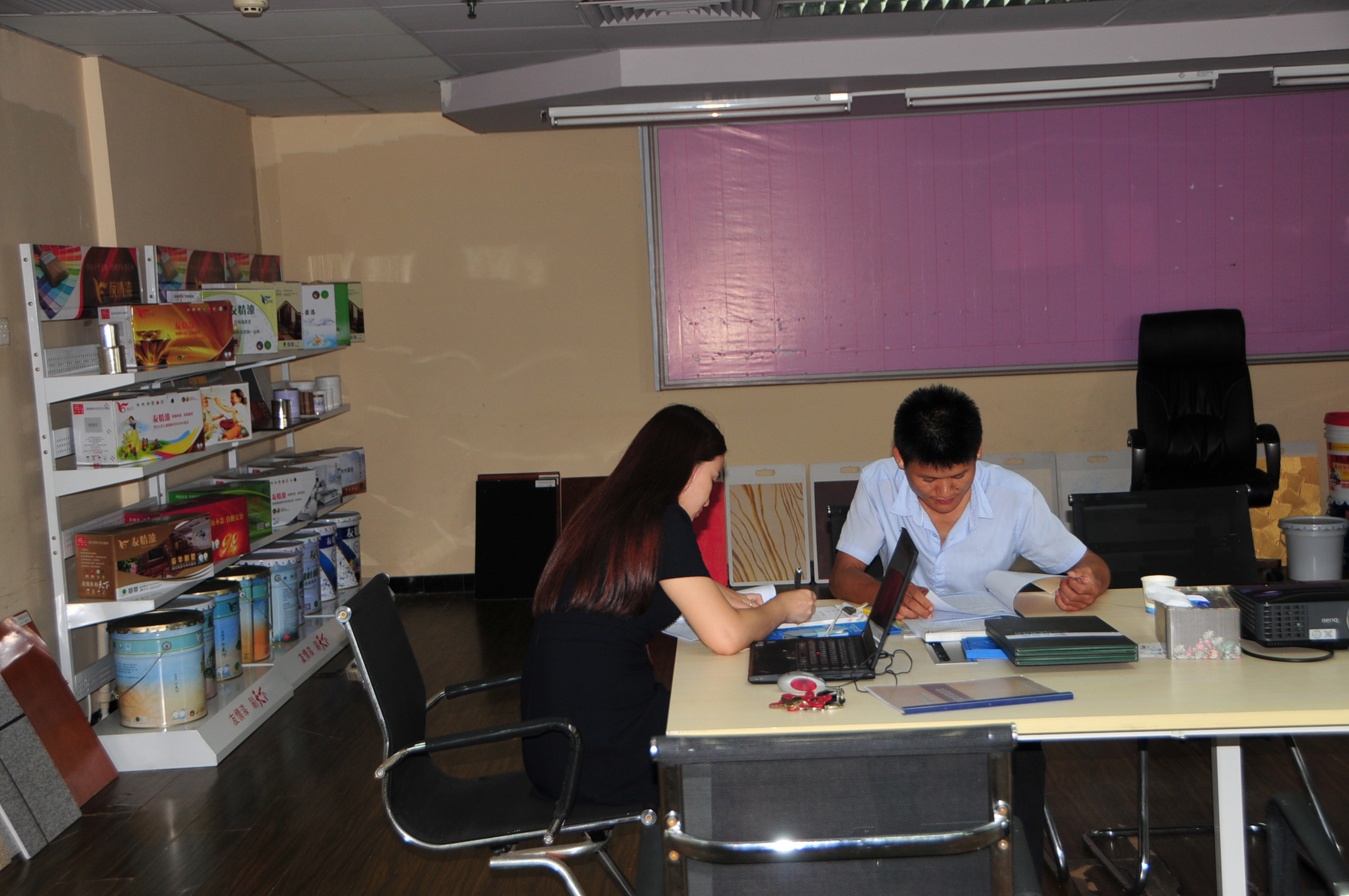 客戶信任支持，激勵友情漆追求不已