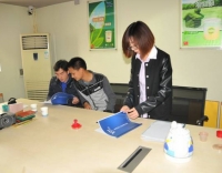 廣西來賓客戶簽約友情漆